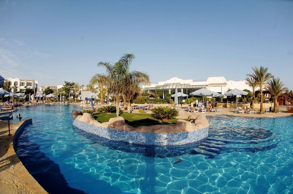 Hotel Jaz Sharm Dreams Exterior foto A swimming pool in Egypt